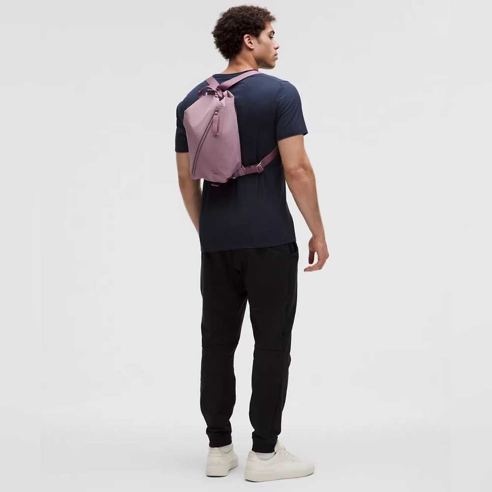 *NWT* LULULEMON Fast Track Bag 2.0 9L In Lavender Lux - Picture 11 of 12